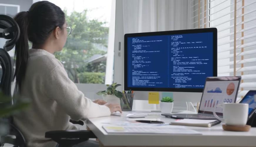 吉隆县企业数字化解决方案:机器学习赋能商业模式升级的核心路径
